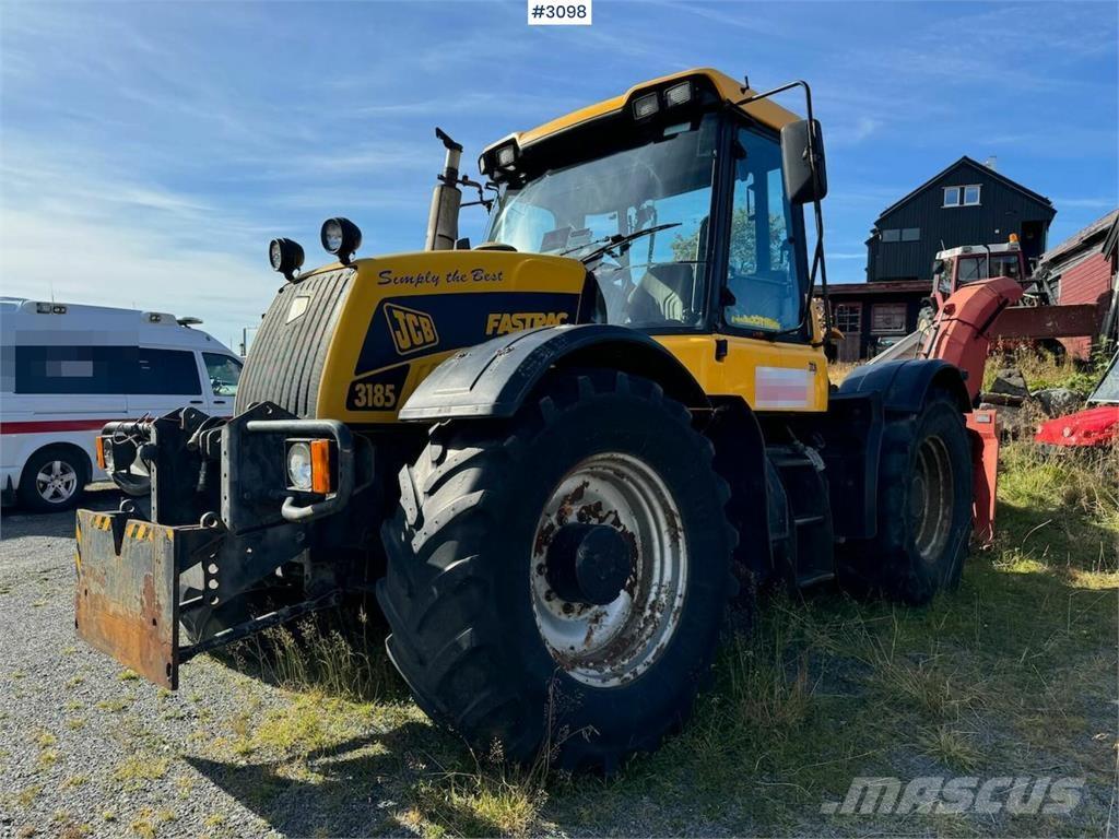 JCB Fastrac 3185 Трактори
