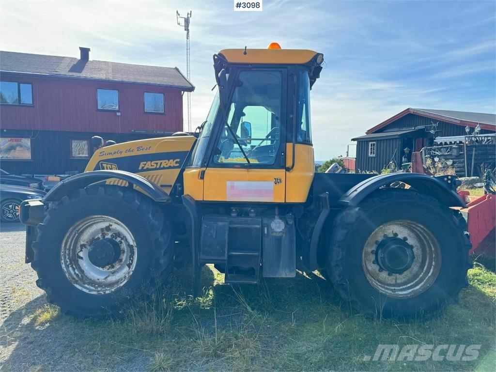 JCB Fastrac 3185 Трактори