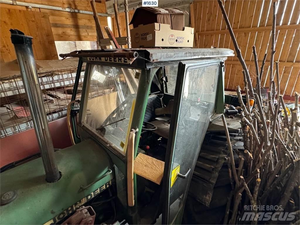 John Deere 1040 Трактори