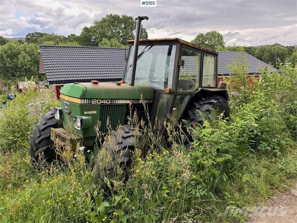 John Deere 2040 Трактори