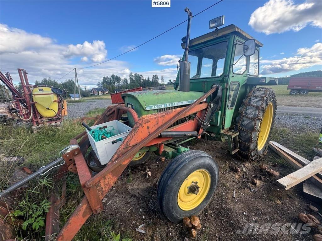 John Deere 2130 Трактори