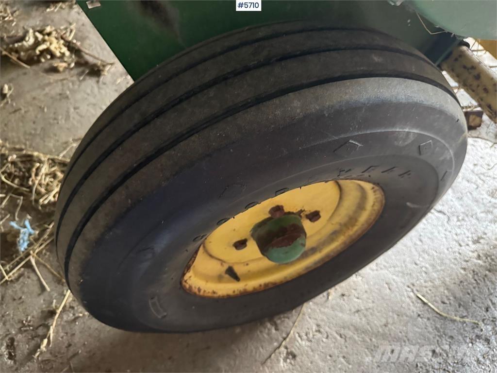 John Deere 336 Інше збиральне обладнання