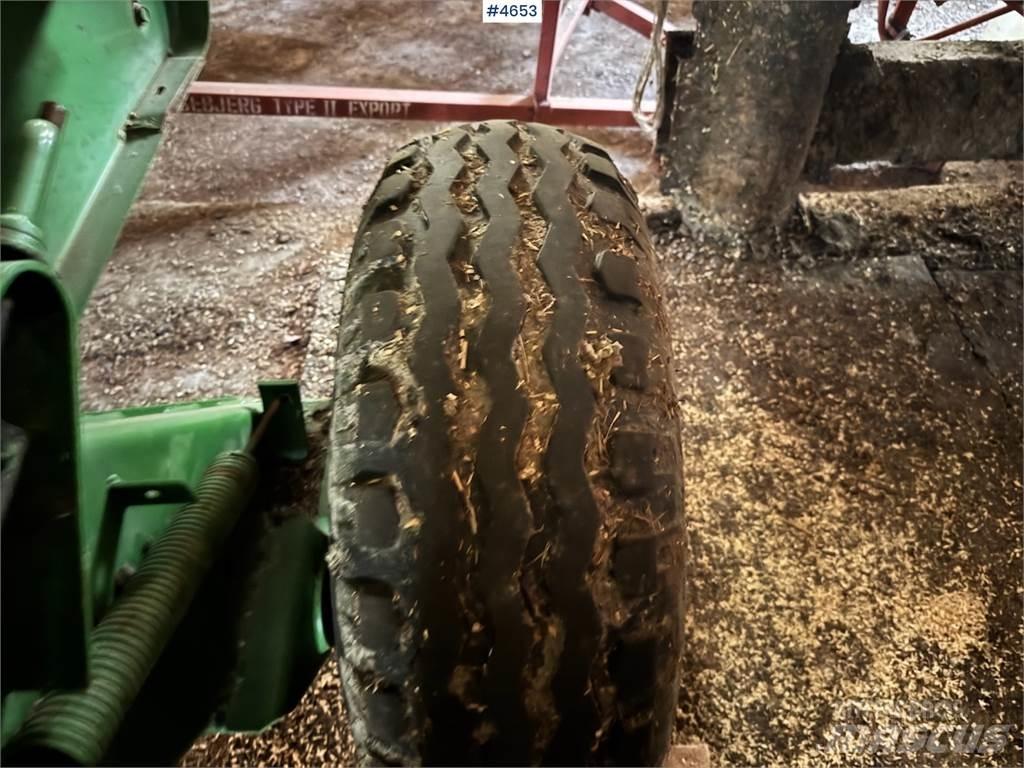 John Deere 545 Інше збиральне обладнання
