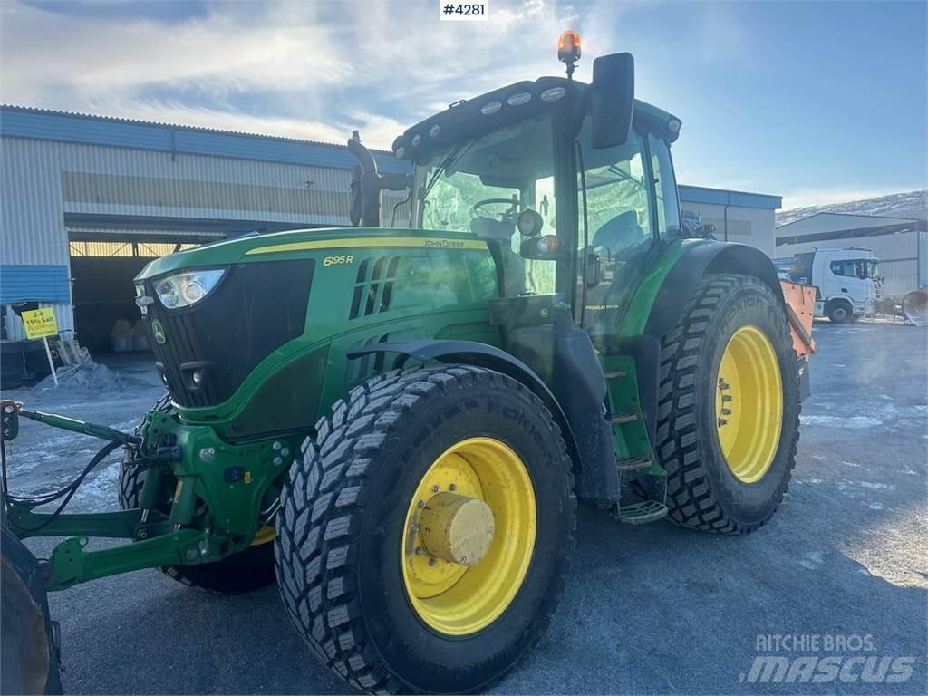 John Deere 6195R Трактори