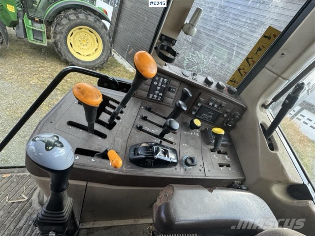 John Deere 6310 Трактори