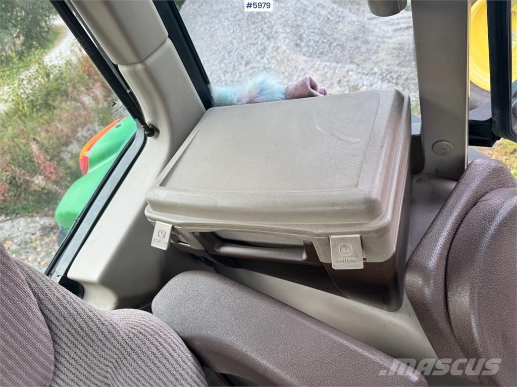 John Deere 6420S Трактори