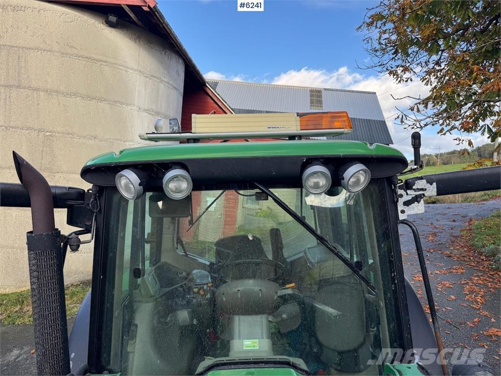 John Deere 6530 Трактори