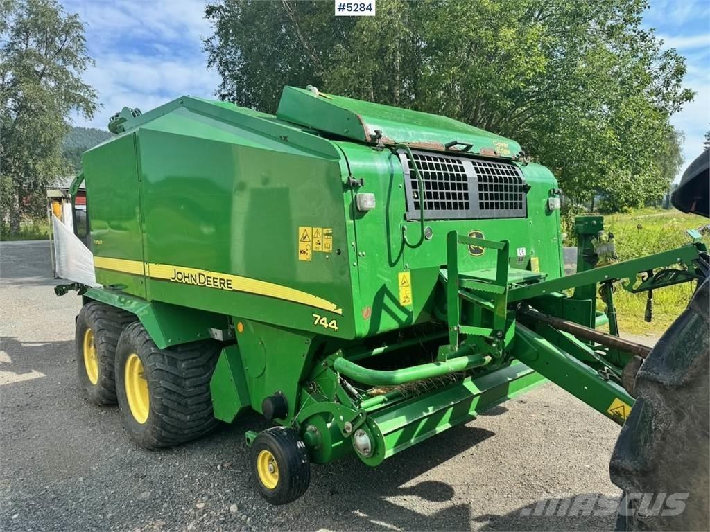 John Deere 744 Інше збиральне обладнання