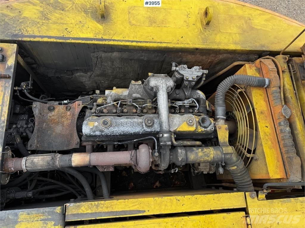 Kobelco SK 200 Гусеничні екскаватори