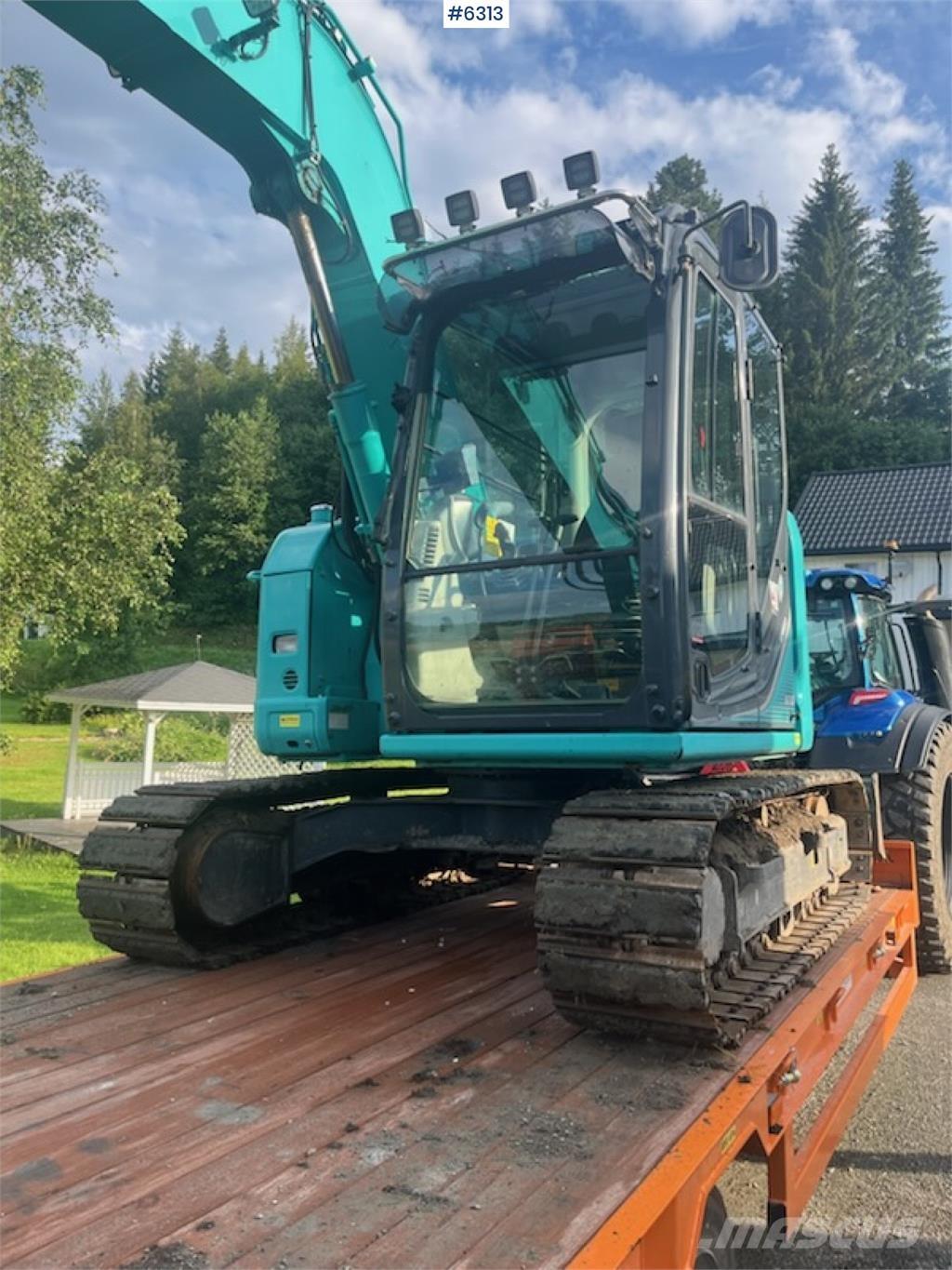 Kobelco SK75SR-3E Гусеничні екскаватори