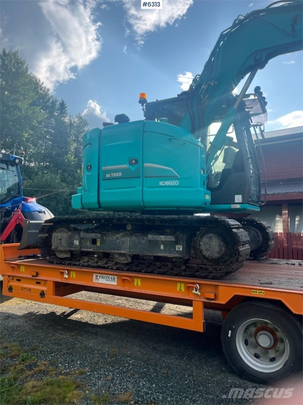 Kobelco SK75SR-3E Гусеничні екскаватори