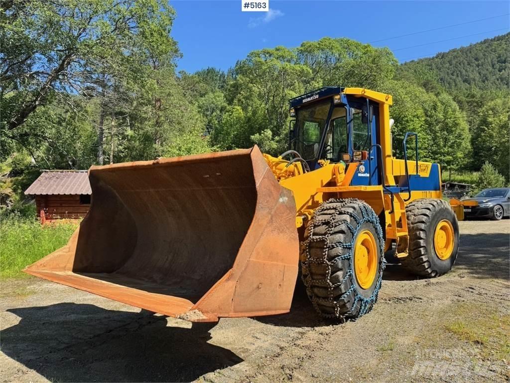 Komatsu WA420-1 Фронтальні навантажувачі