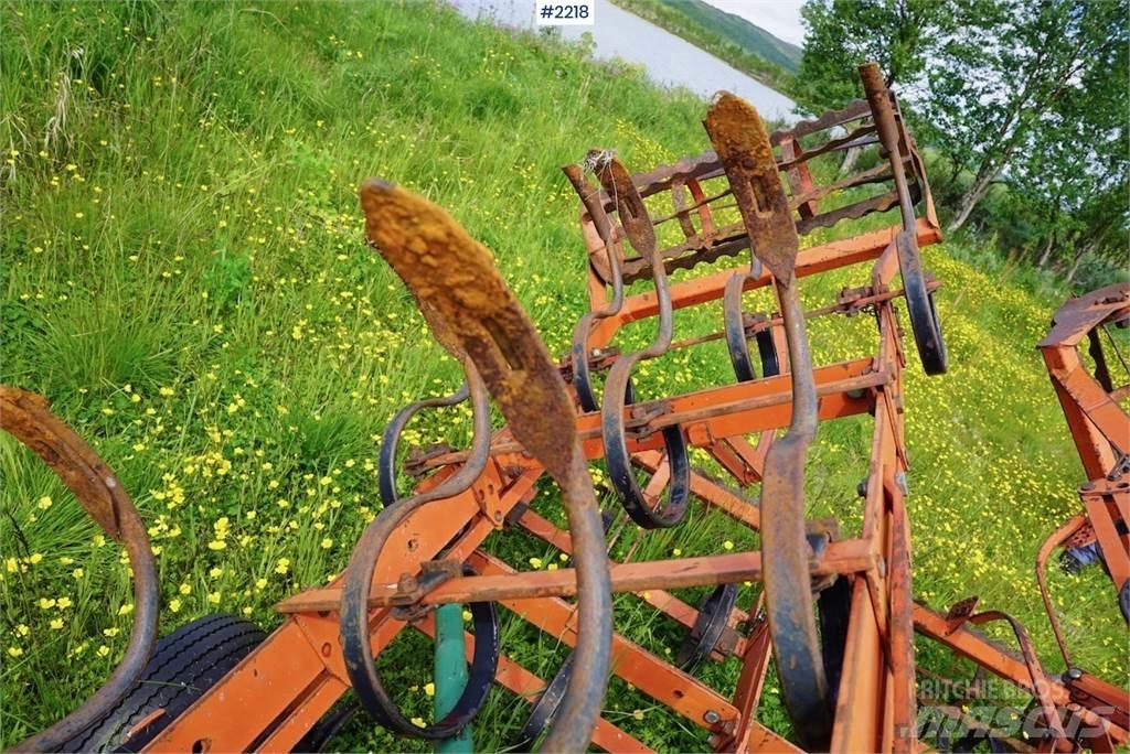 Kverneland Harv Інші землеоброблювальні машини і додаткове обладнання