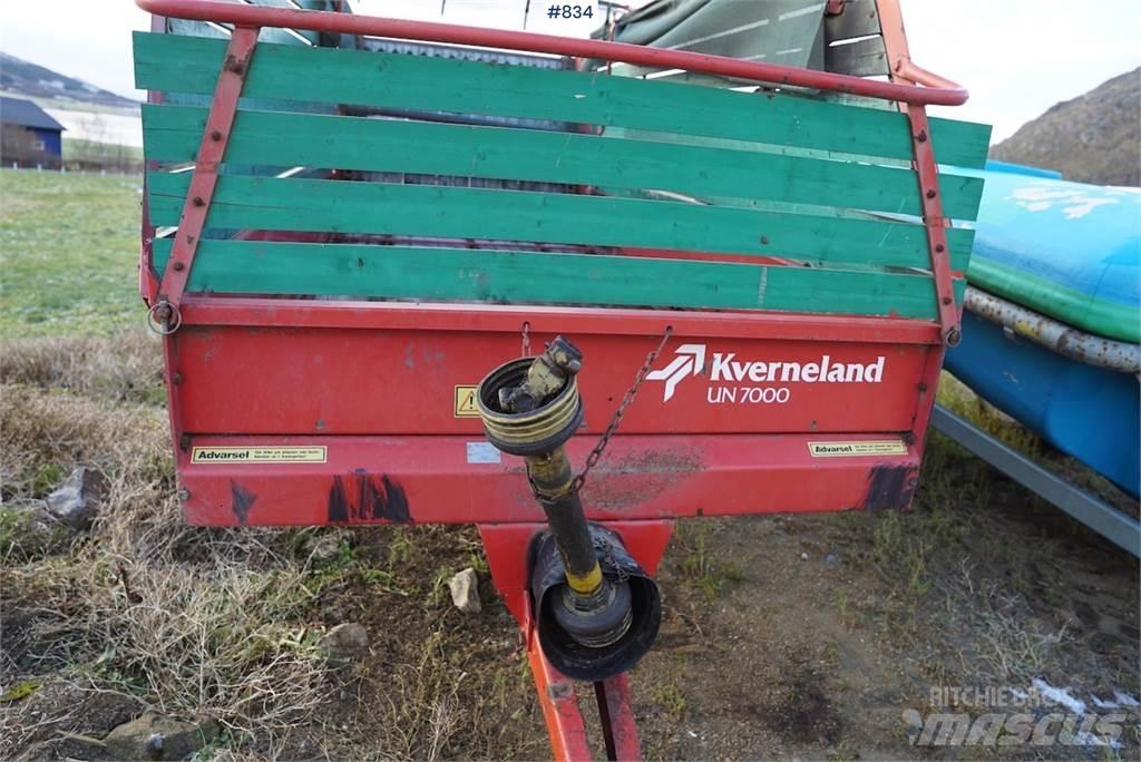 Kverneland UN7000 Кормові вагони