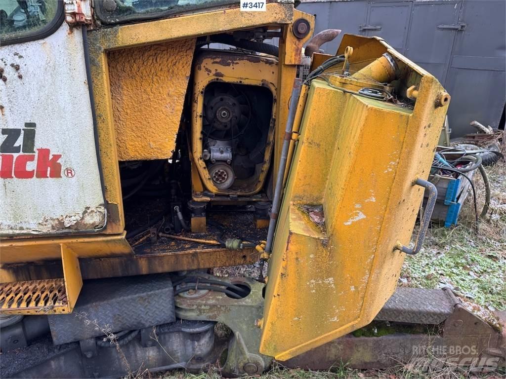 Menzi Muck 6000 Гусеничні екскаватори