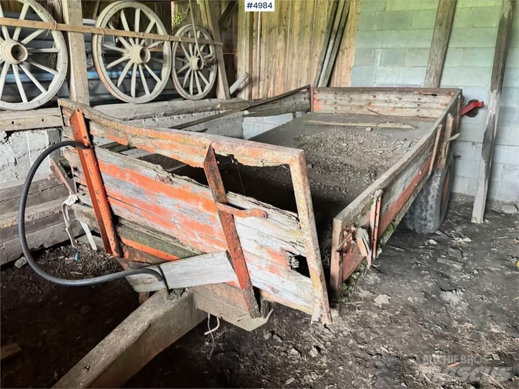 Orkel 4 tonns Низькорамні причепи