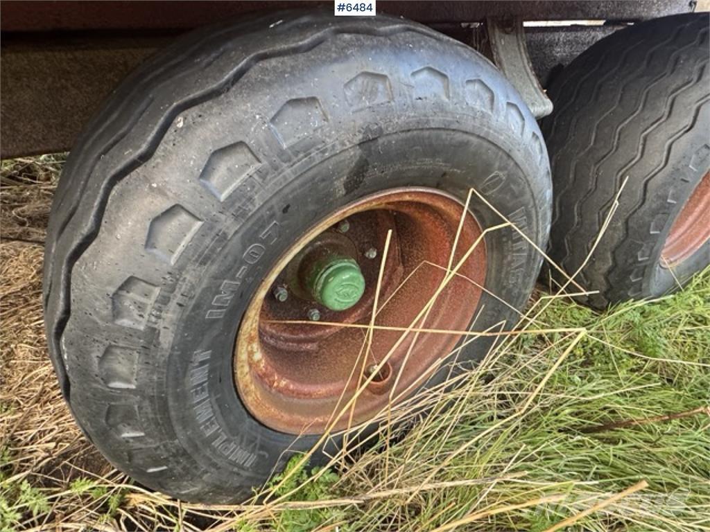 Orkel T90 Причепи перевантажувачі зерна