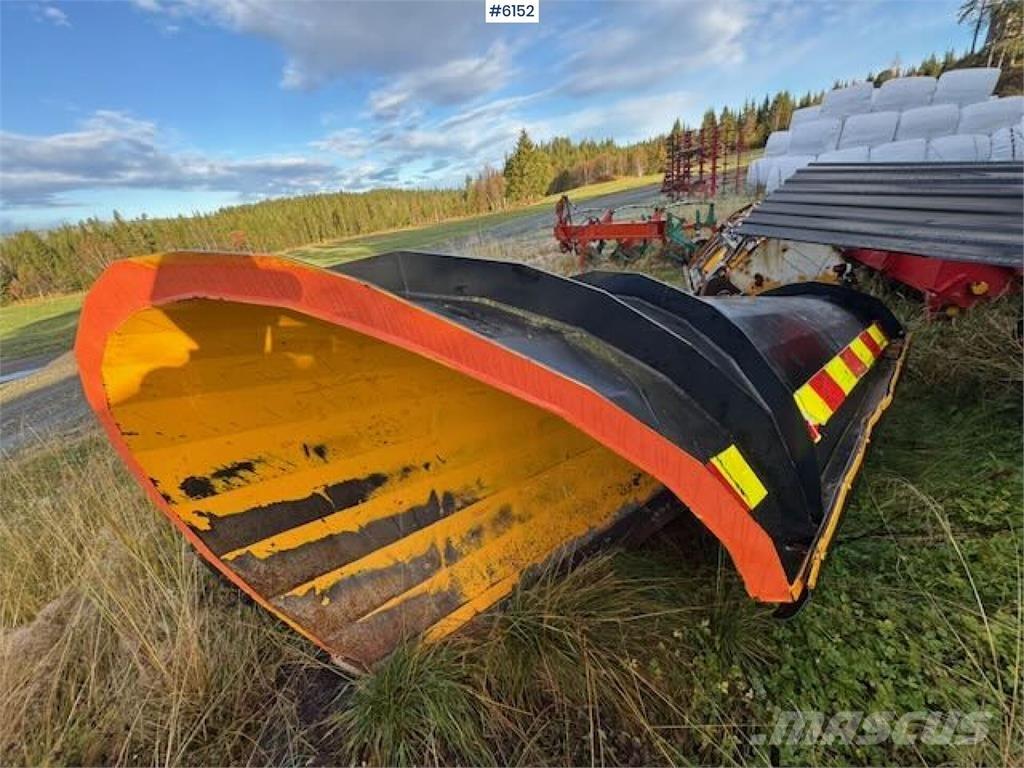  Øveraasen 2651 Снігоочищувальні ножі та плуги