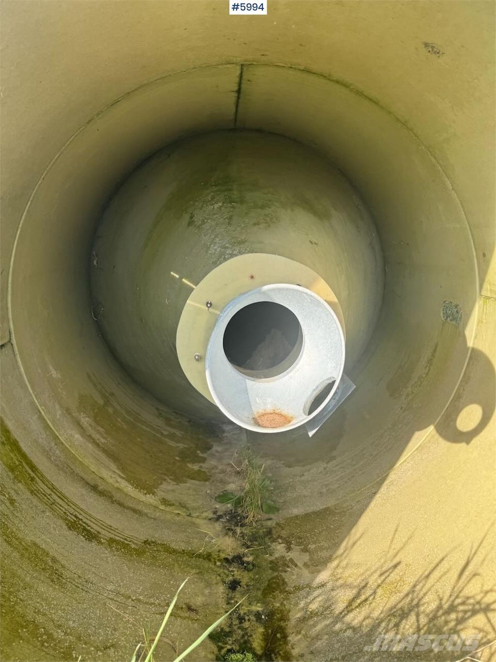  Silo Ca. 25 kubikk Інше додаткове обладнання для тракторів