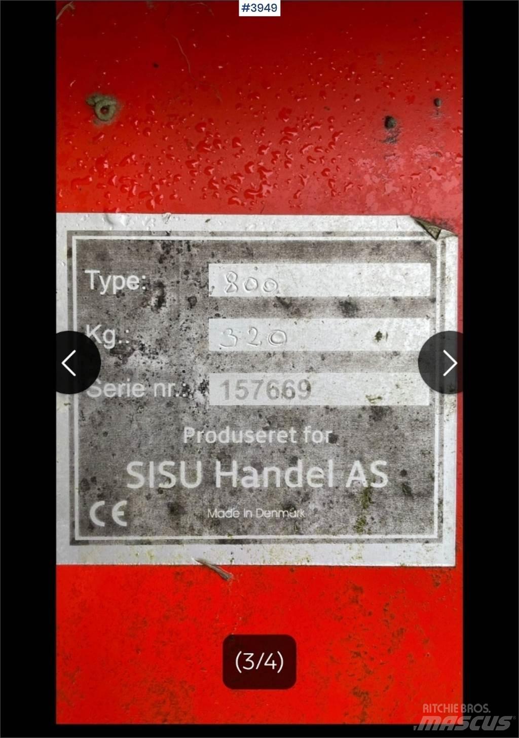 Sisu 800 Інше дорожнє і снігозбиральне обладнання