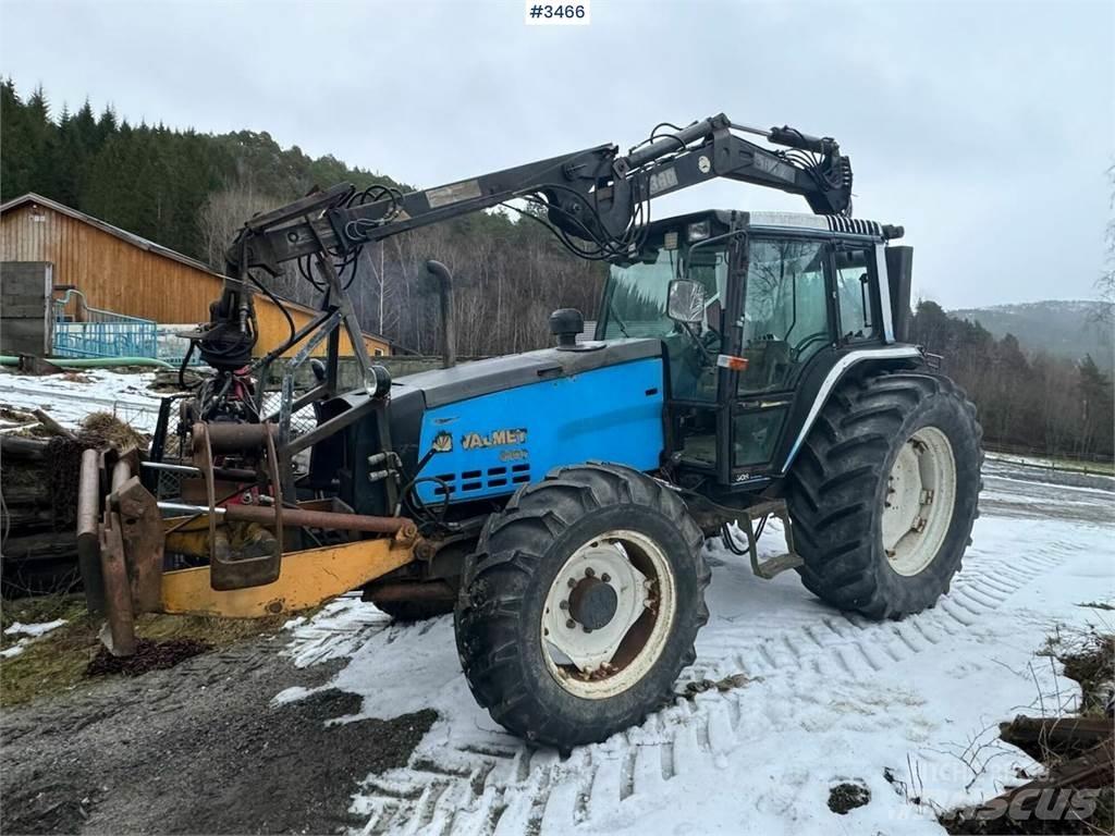 Valmet 8100 Трактори