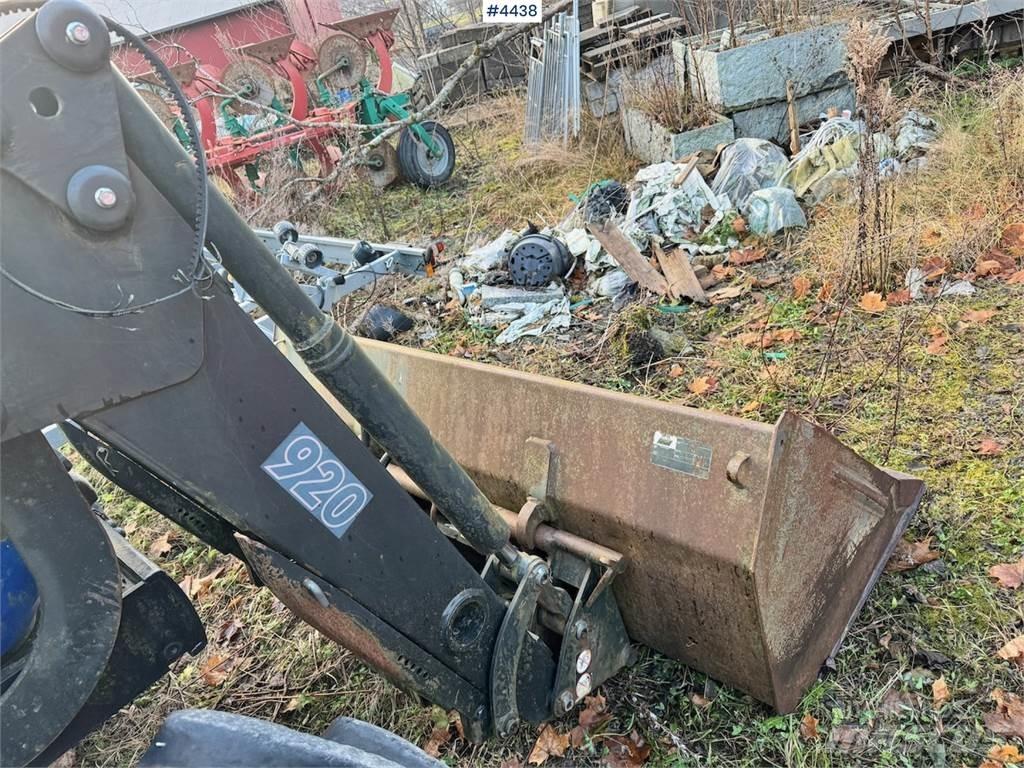 Valtra A75-4 Трактори