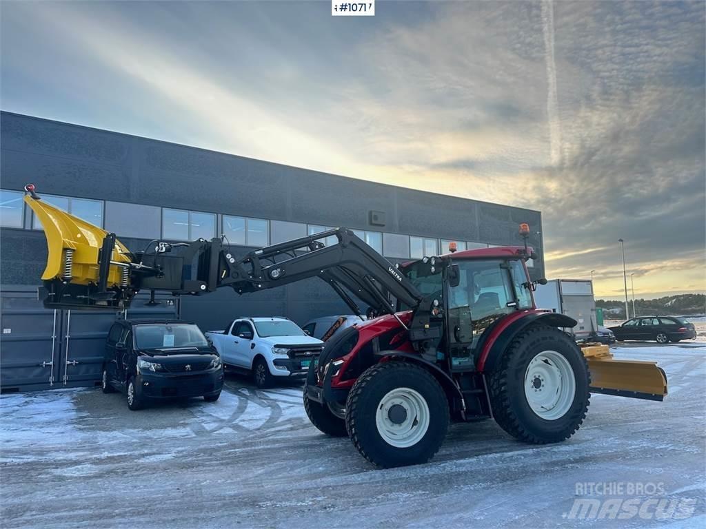 Valtra A95 4x4 Трактори