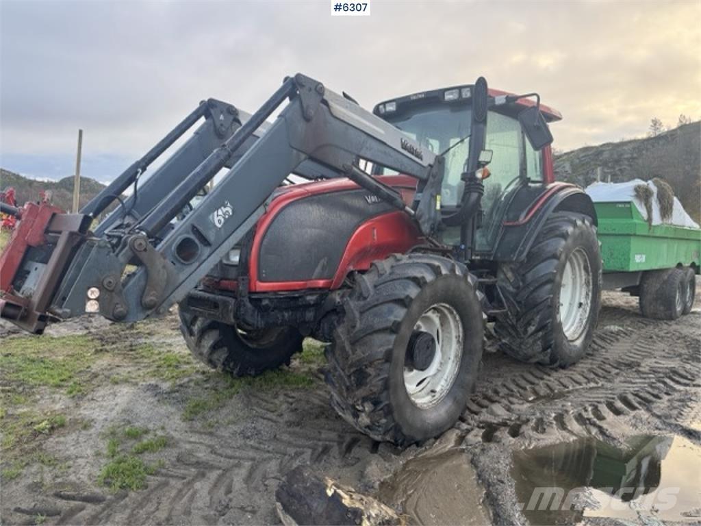Valtra T190 Трактори