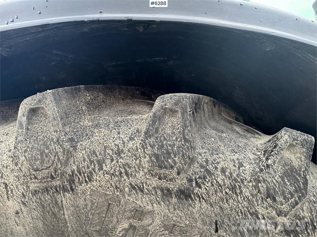 Valtra T203 Трактори