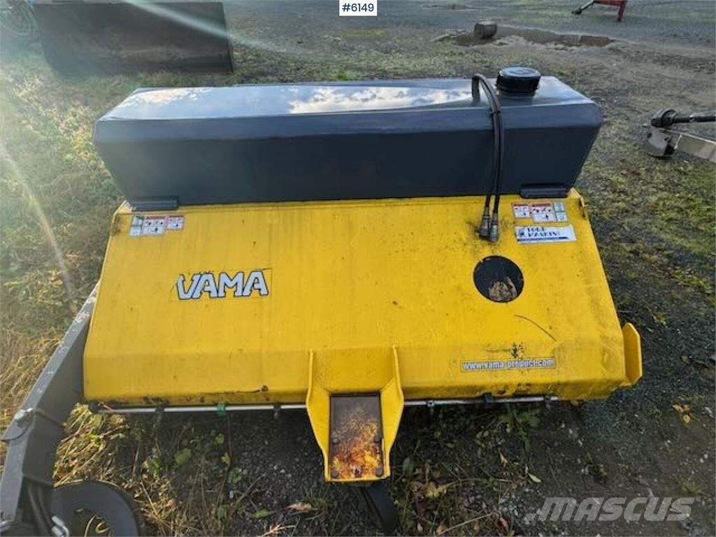 Vama Frontkost Причіпні обприскувачі