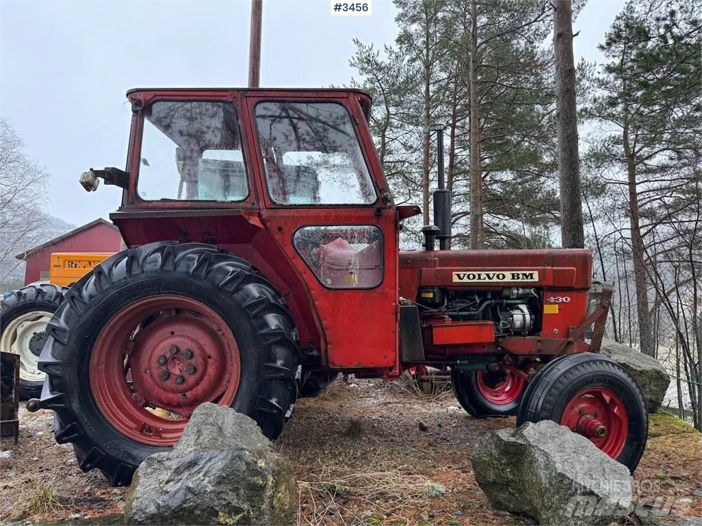 Volvo 430 Трактори