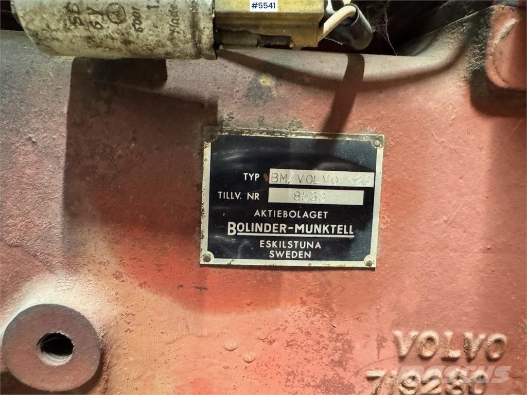 Volvo BM 425 Трактори