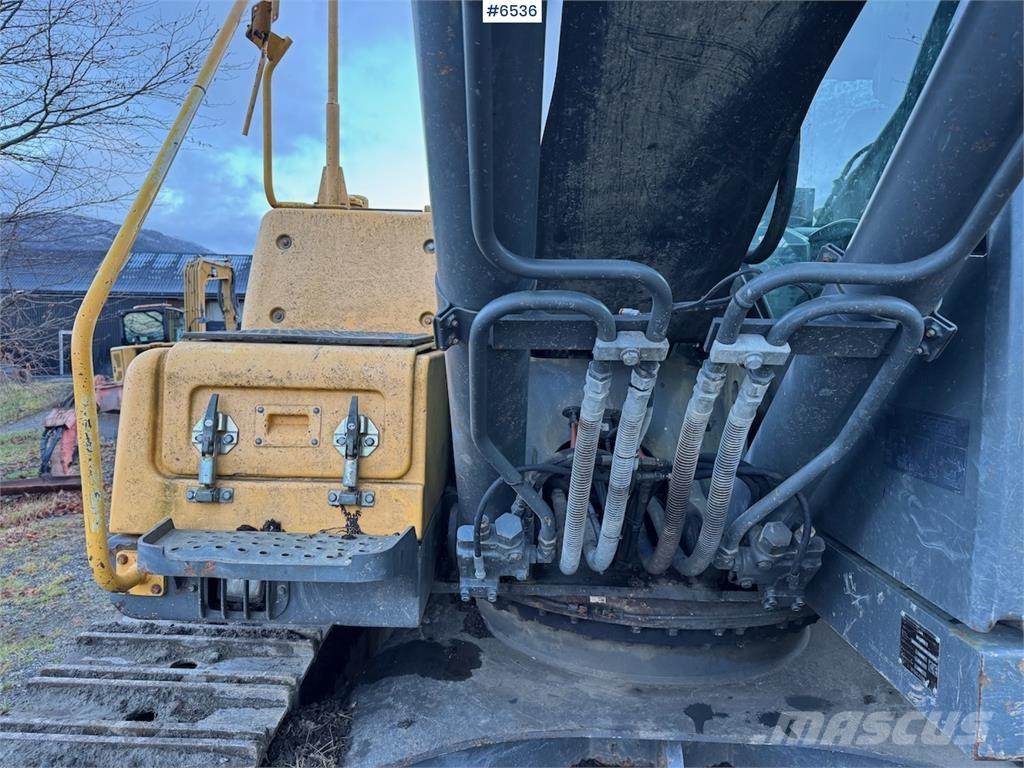 Volvo EC 210 CL Гусеничні екскаватори