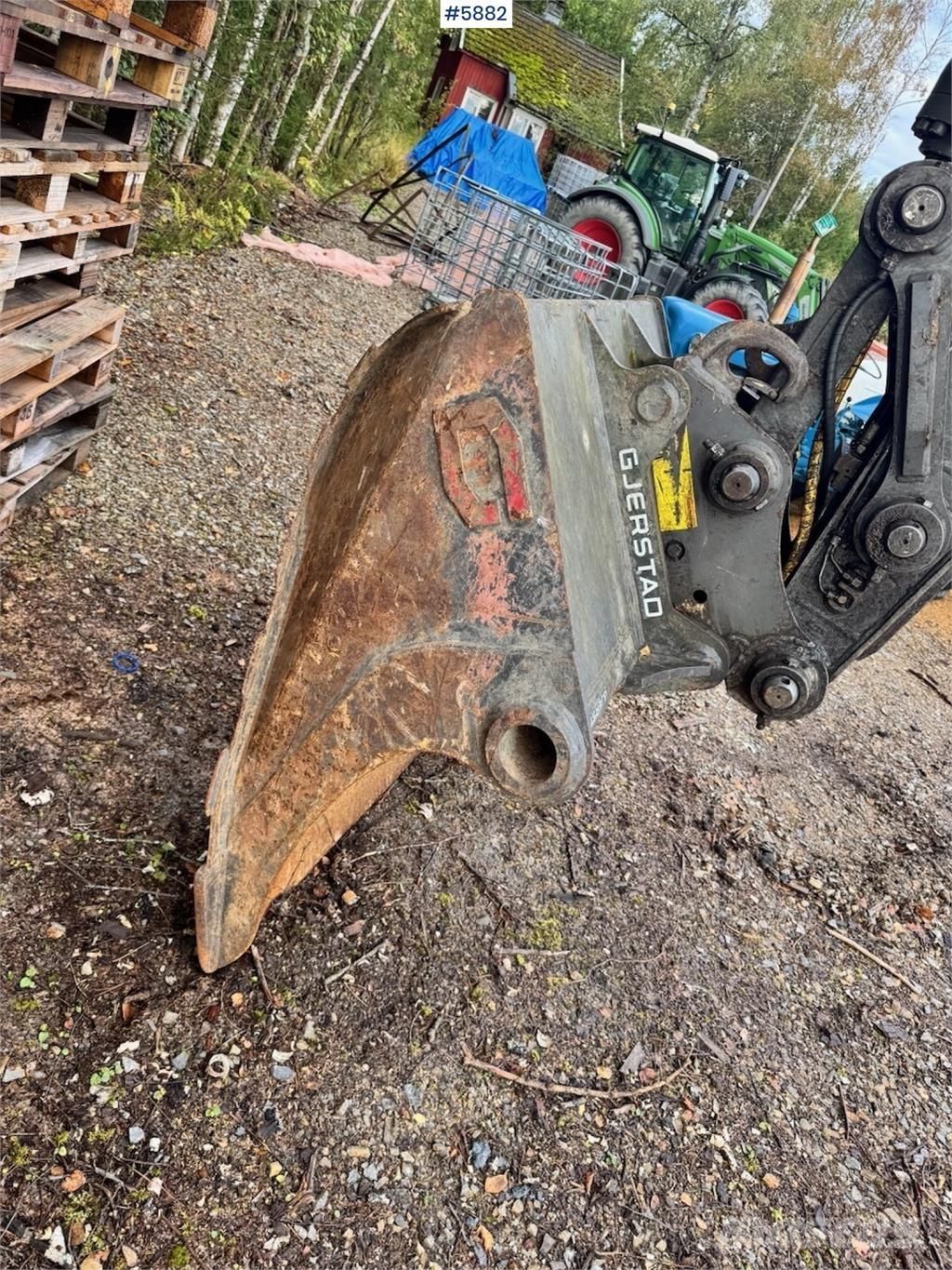 Volvo EC140DL Гусеничні екскаватори