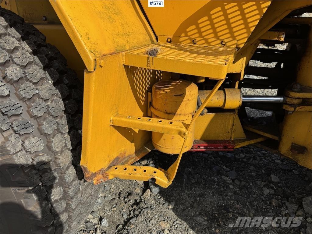 Volvo LM 1240 Фронтальні навантажувачі