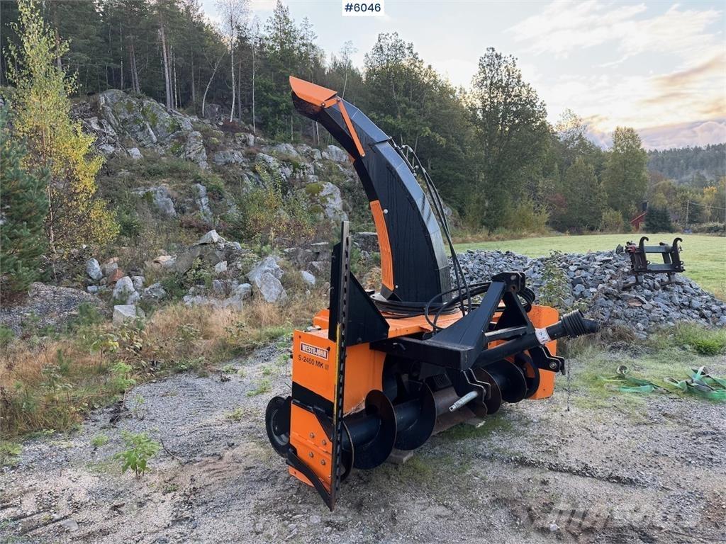  Westbjörn S2450 Снігоочищувальні ножі та плуги