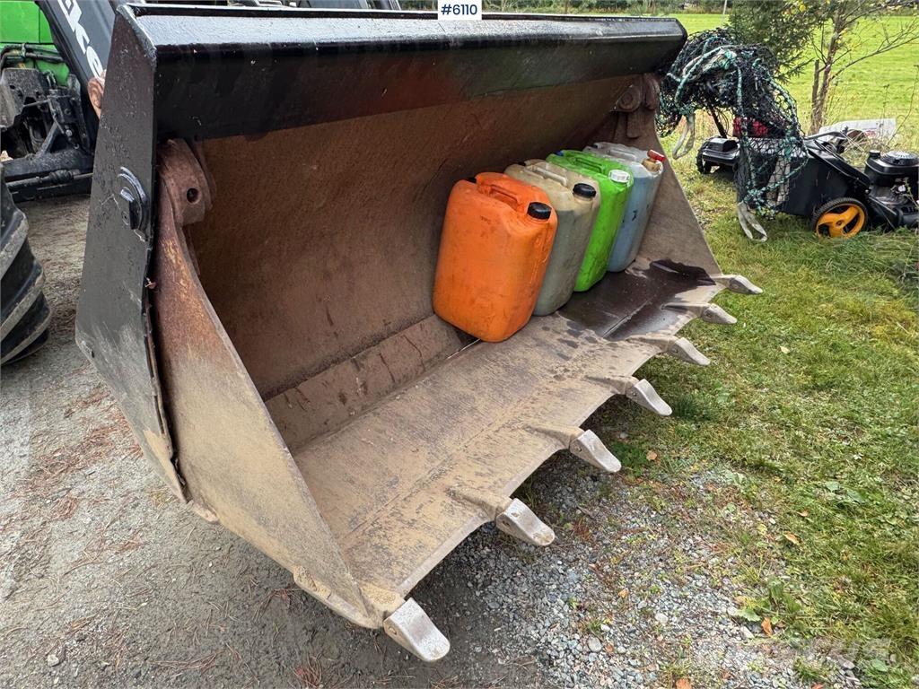  XR 210 Інші землеоброблювальні машини і додаткове обладнання