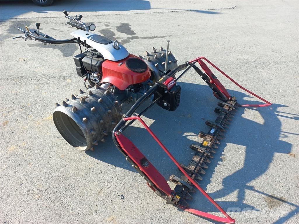 Aebi CC 66 Самохідні газонокосарки