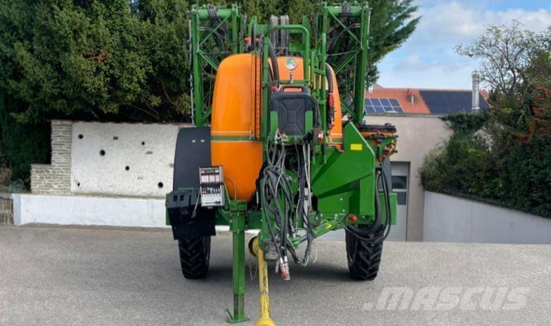 Amazone UG 3000 Причіпні обприскувачі
