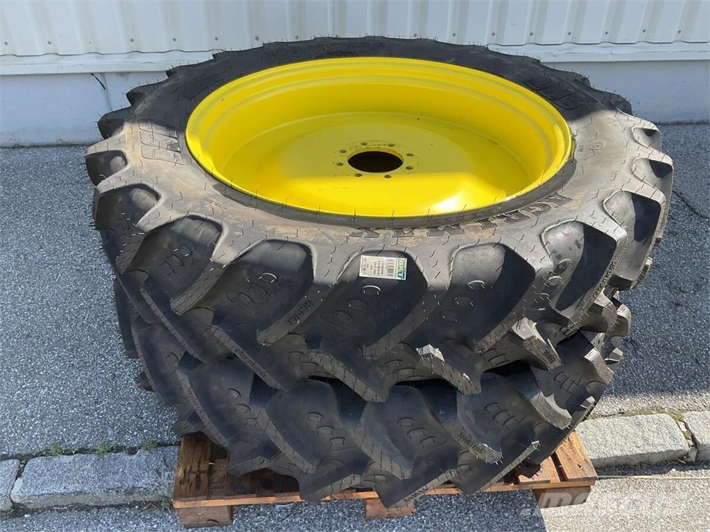 BKT 320/85R36 Колеса
