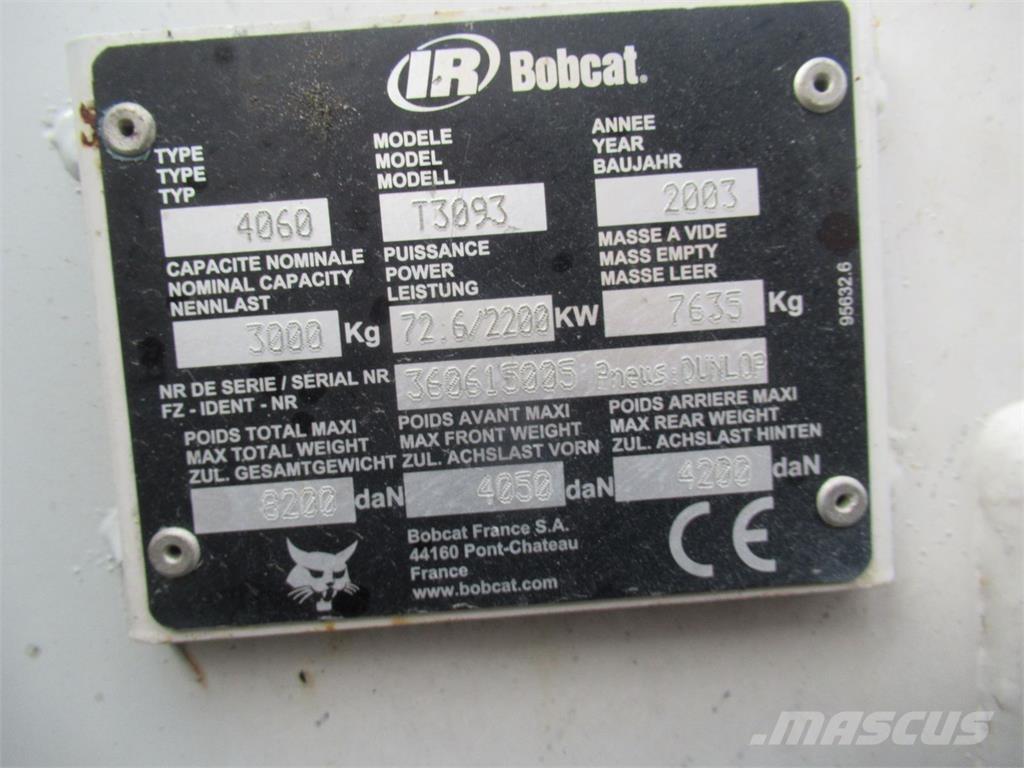 Bobcat 3093 Фронтальні навантажувачі та екскаватори