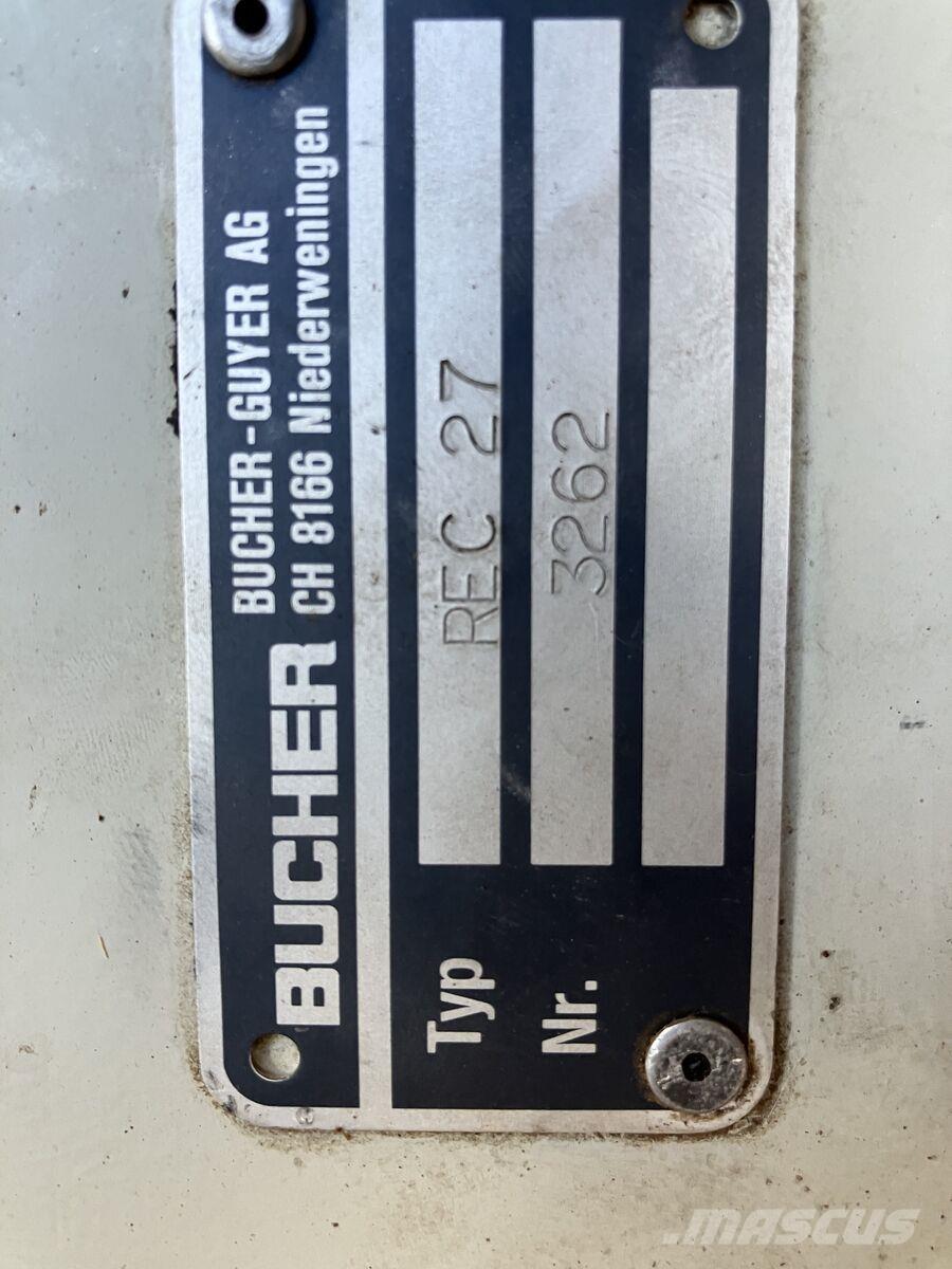 Bucher Record 24 Самохідні газонокосарки