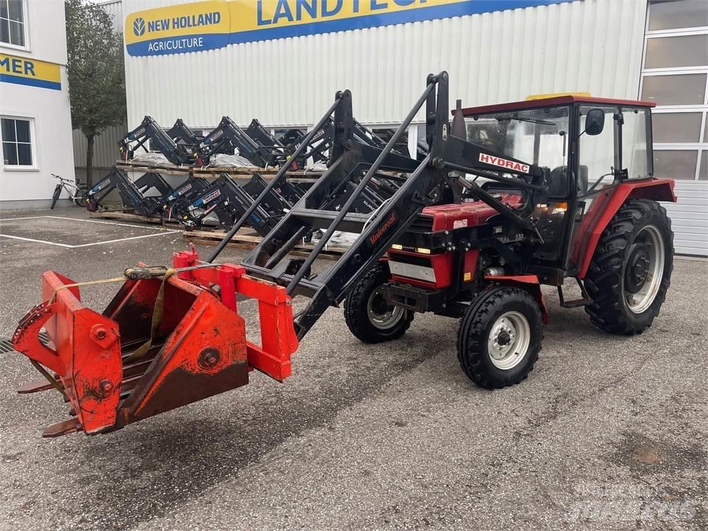 Case IH 533 Трактори