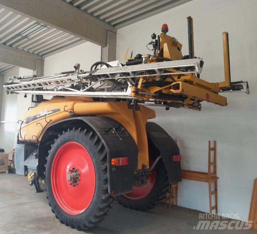 Challenger RG344 Причіпні обприскувачі
