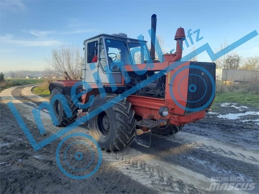 Charkow T 150 Трактори