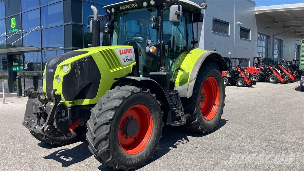 CLAAS ARION 530 Трактори
