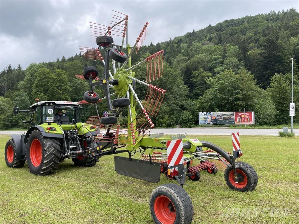 CLAAS Liner 2700 Прибиральні комбайни