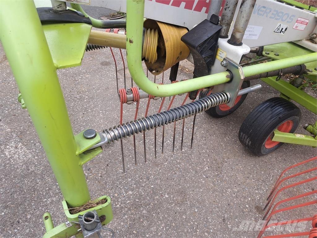CLAAS Liner 390 Прибиральні комбайни