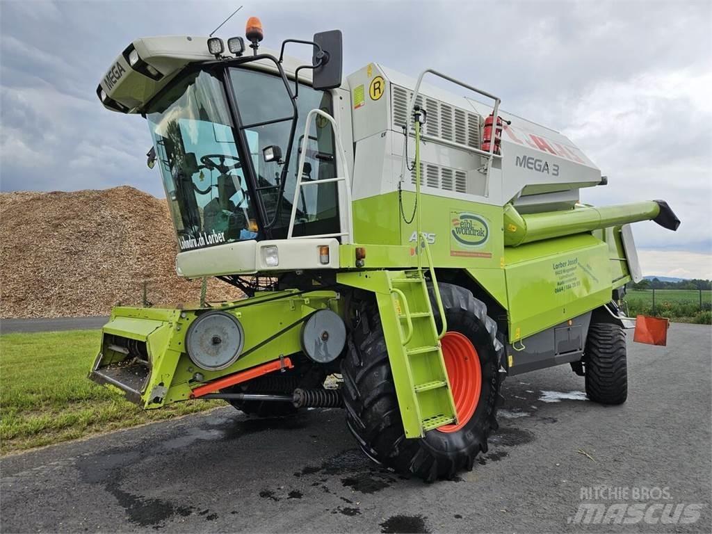 CLAAS Mega 370 Зернозбиральні комбайни