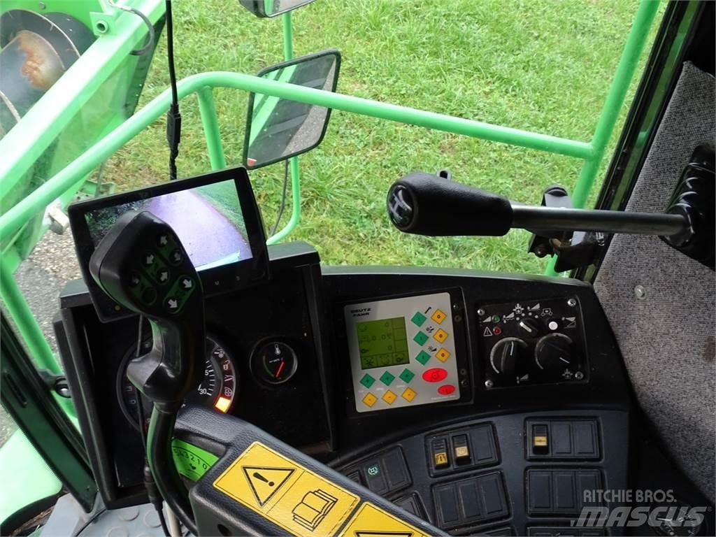 Deutz-Fahr 5690 H Зернозбиральні комбайни